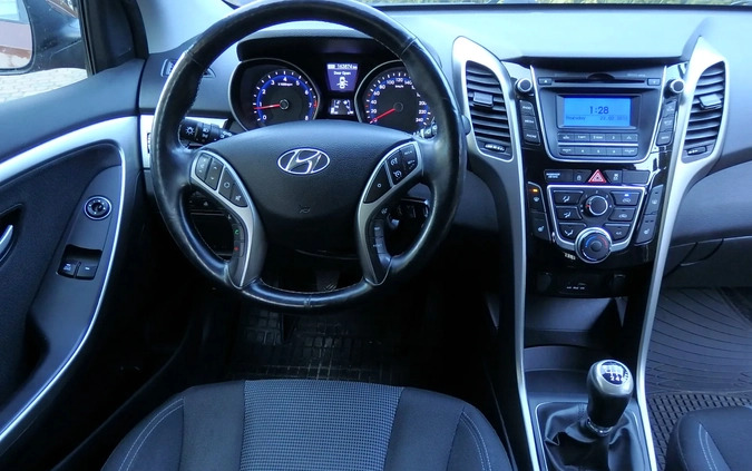 Hyundai I30 cena 32990 przebieg: 163000, rok produkcji 2014 z Dukla małe 667